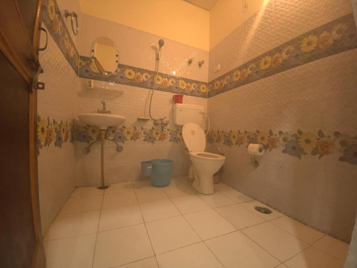 Bir Nest Hostel Eksteriør bilde